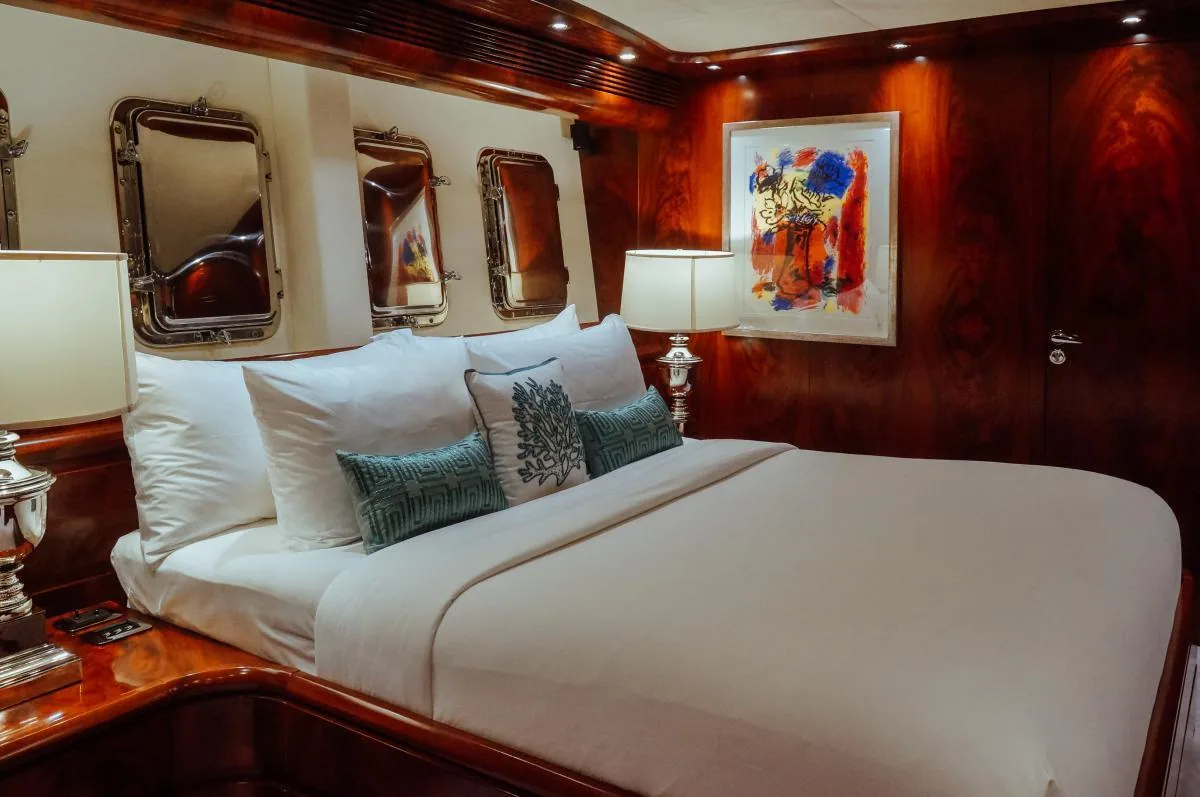 Astondoa 102 — view 14