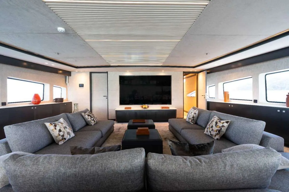 Astondoa 150 Panakeia — view 6