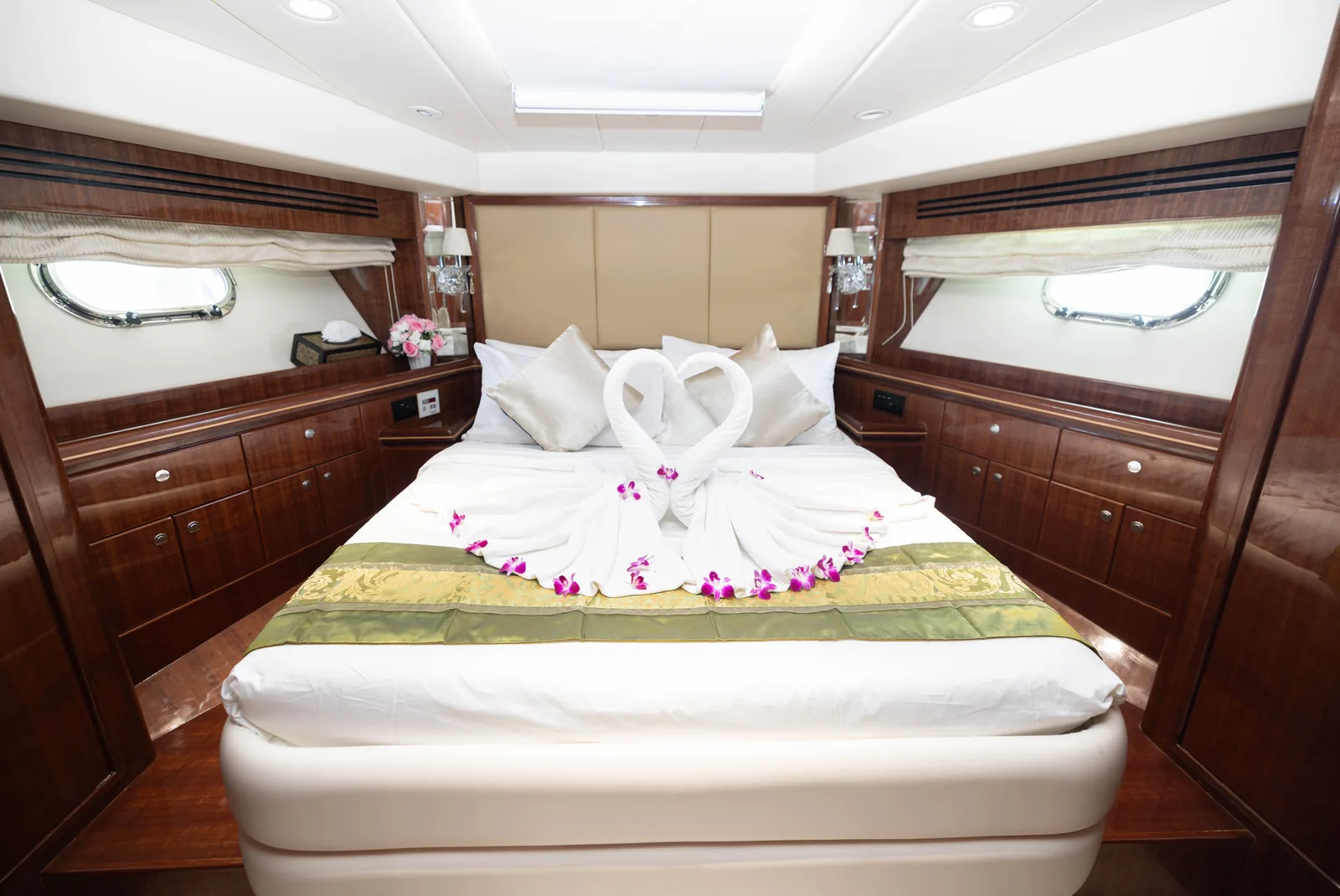 Ayana 68 — view 12