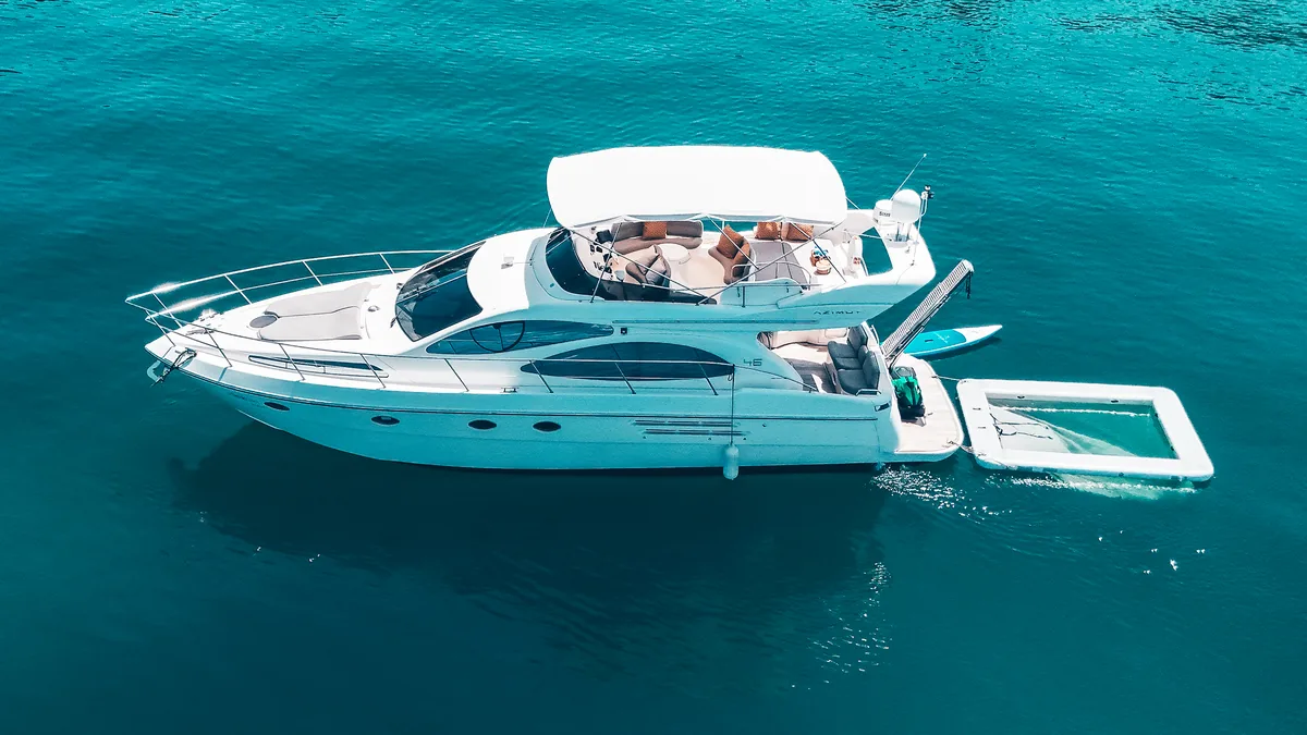 Azimut 46 Aqua Mas 46ft motor yacht charter Phuket
