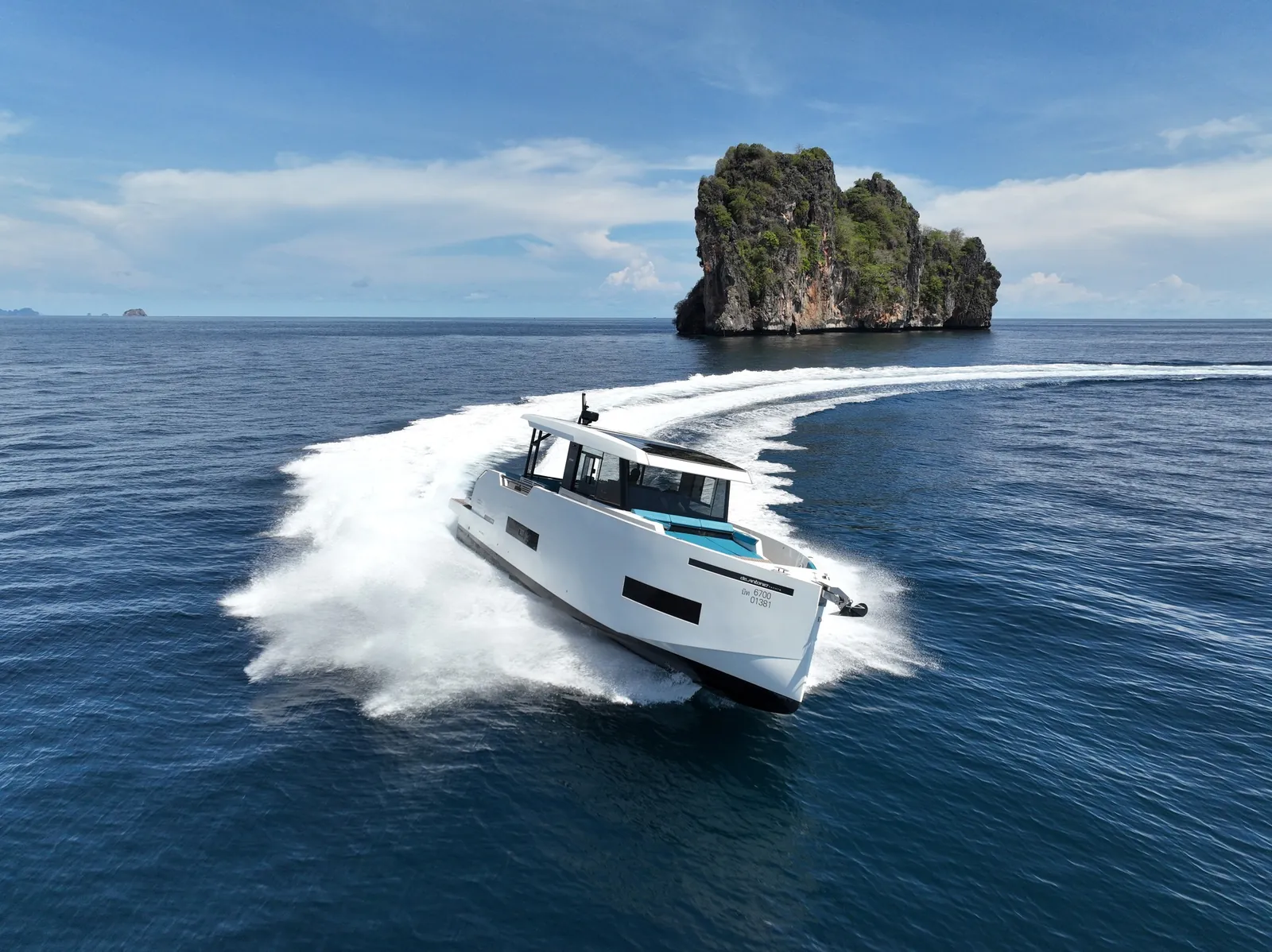 De Antonio D50 50ft sport cruiser charter Phuket
