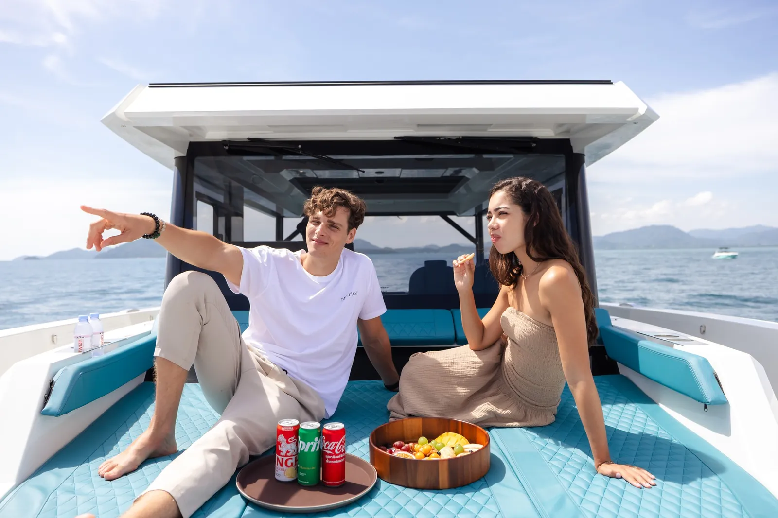 De Antonio D50 — guests on the bow sunpad