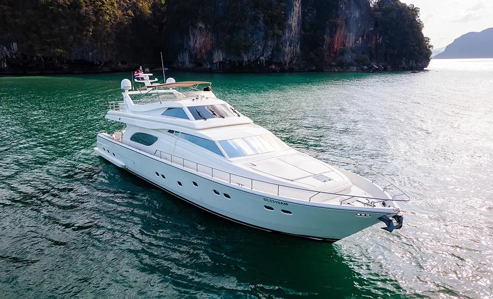 Ferretti 80 — view 6