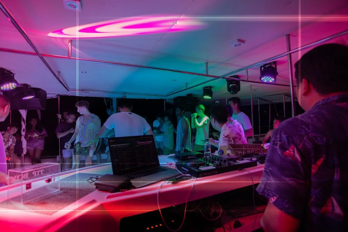 Party Cat 75 FP — view 15