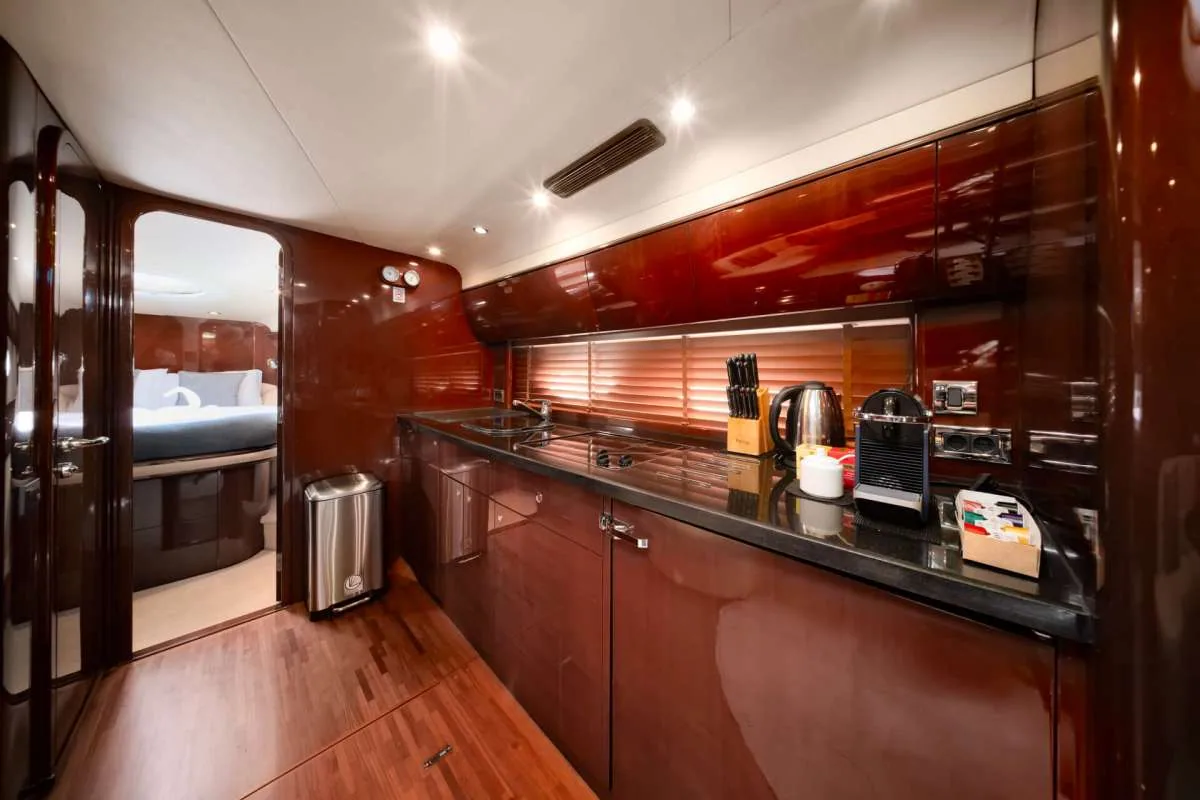 Princess 58 — view 14