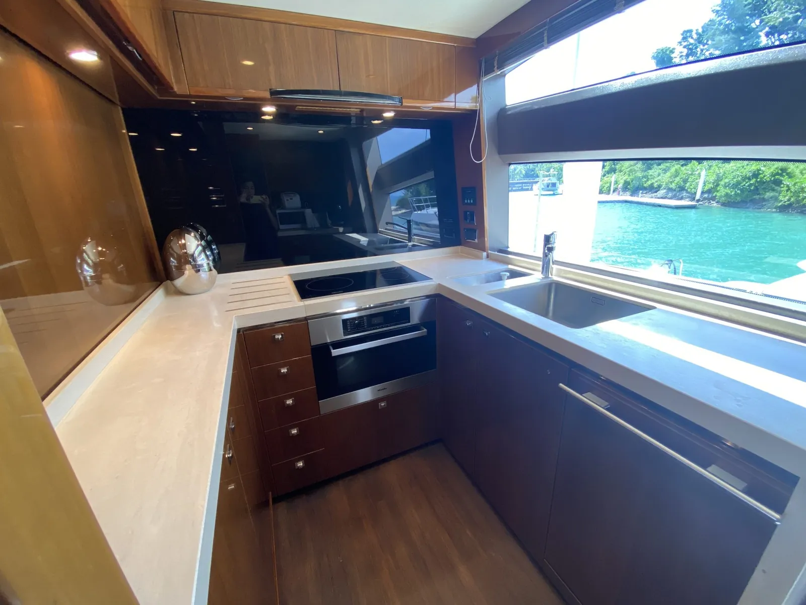 Princess 78 Maritimus — galley