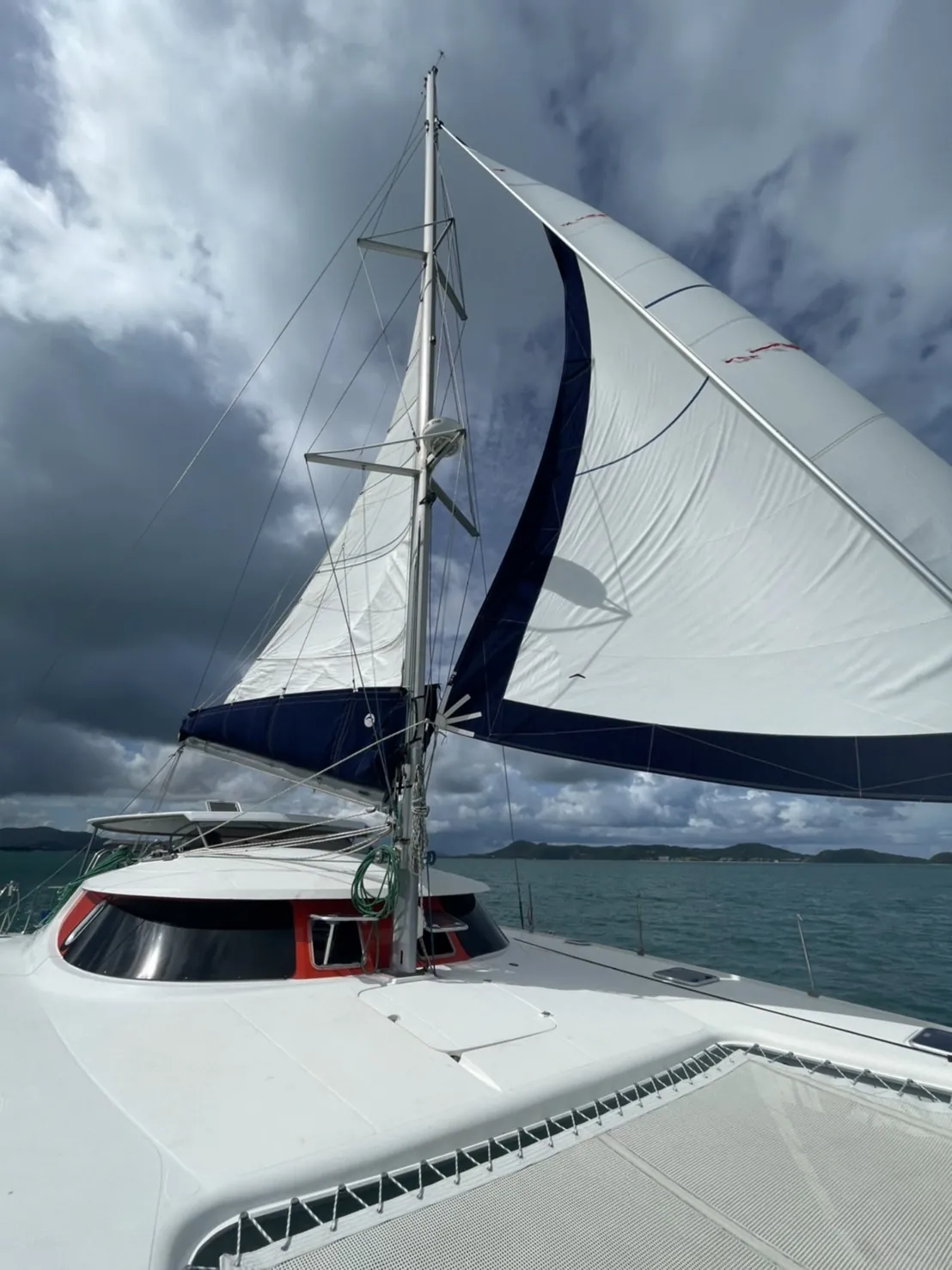 Zoe — under sail